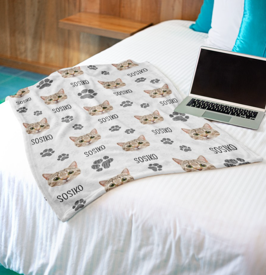 Upload Cat Photo on Blanket, Gift for Cat Lovers Personalized Blanket