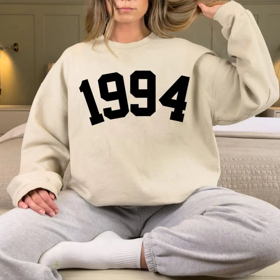Happy 30th Birthday Gifts Sweatshirt for Women, Custom Years 1994 Birthday Sweatshirt