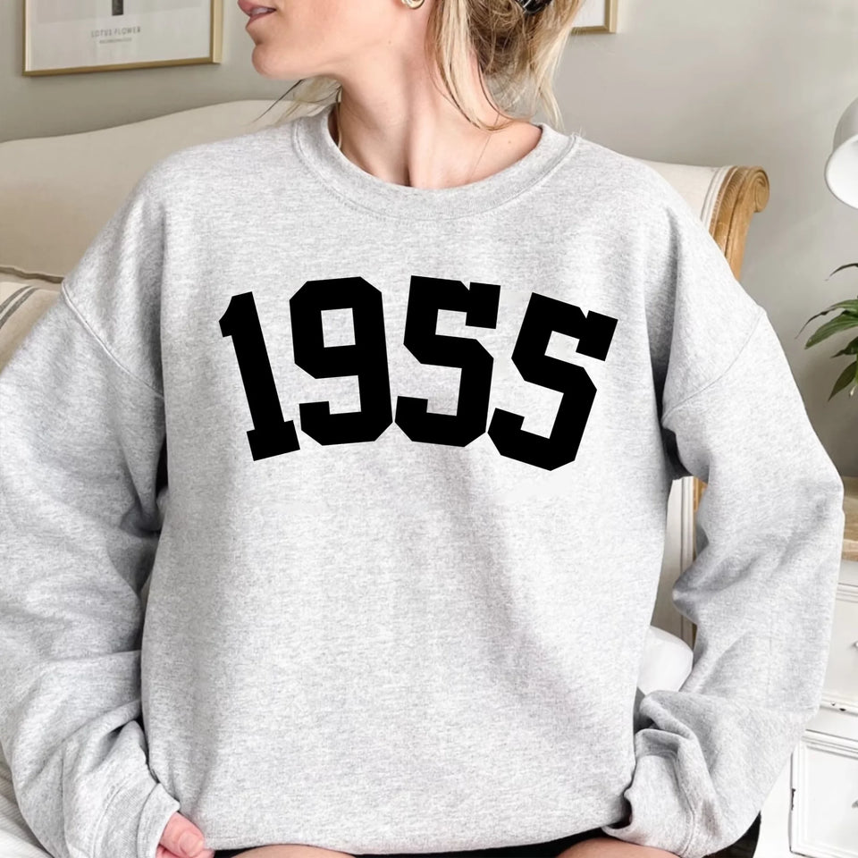 Happy 70th Birthday Gifts Sweatshirt for Women, Custom Years 70th Birthday Sweatshirt