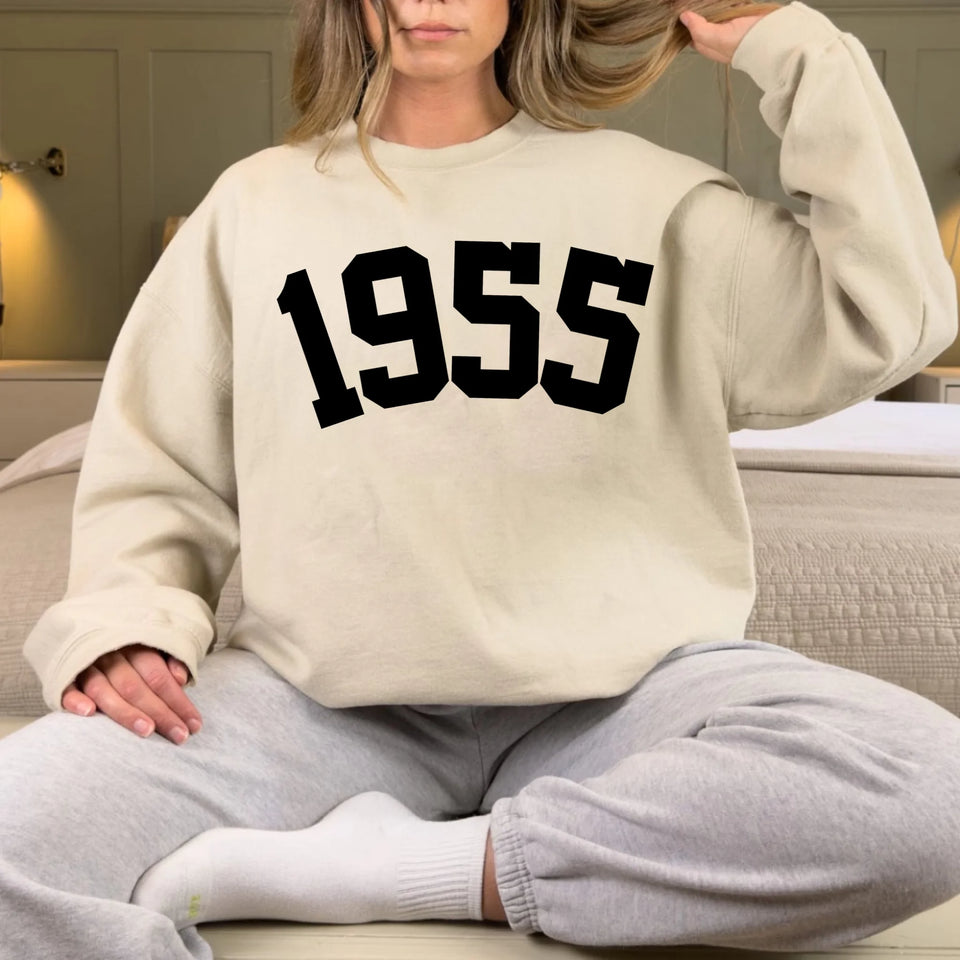 Happy 70th Birthday Gifts Sweatshirt for Women, Custom Years 70th Birthday Sweatshirt