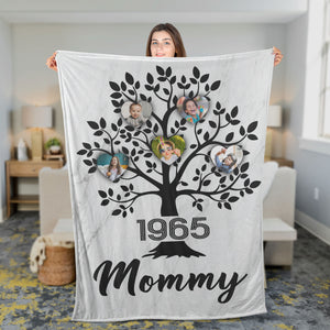 Personalized Mom Family Heart Tree With Kids Photo Blanket, Mom Family Tree Blanket, Gift for Mom